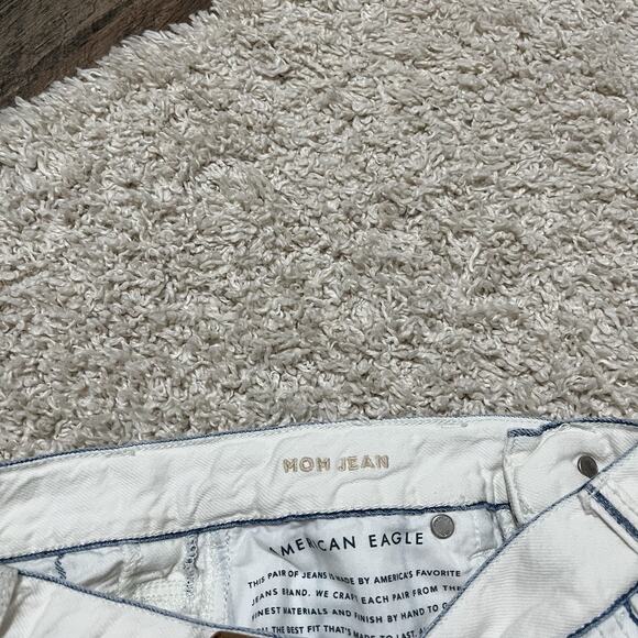 American Eagle Size 0 White Blue Striped Cut Off Raw Frayed Hem Mom Shorts - Picture 4 of 5